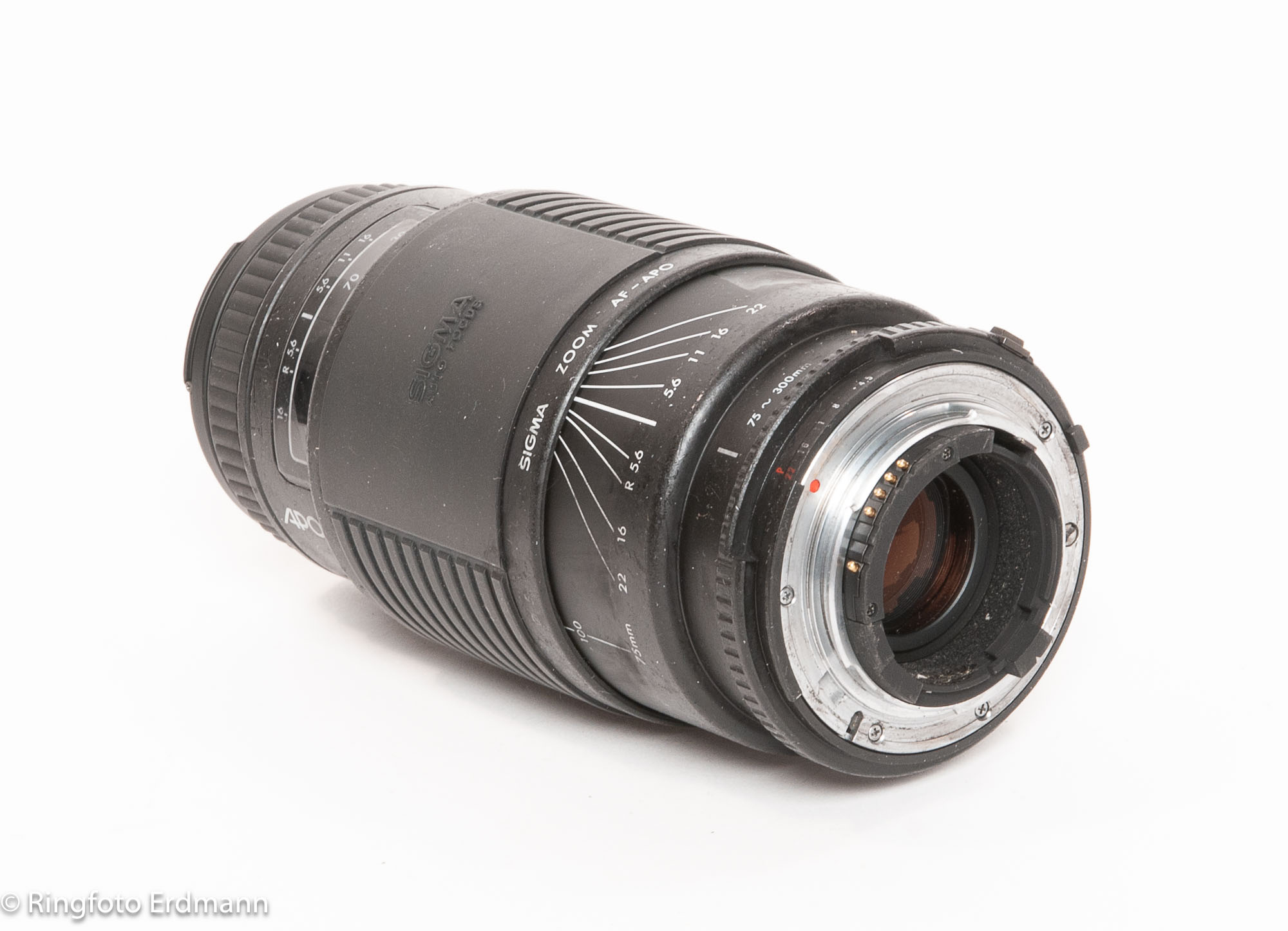 Sigma 75-300/4,5-5,6 APO -  Nikon AI - gebraucht