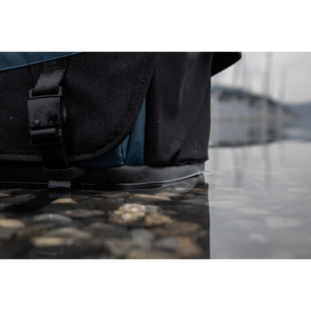 Tenba Tasche Messenger DNA 13 Slim blau 0816779022897