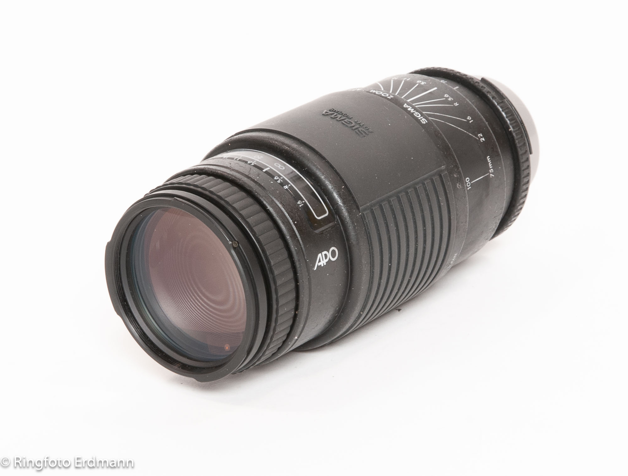 Sigma 75-300/4,5-5,6 APO -  Nikon AI - gebraucht
